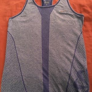 Nike women’s running singlet
